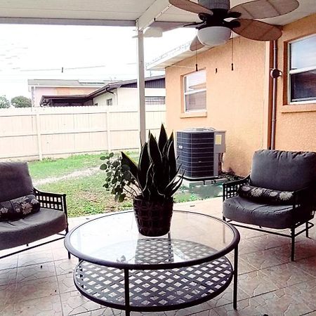 House Close To Downtown, Airport, Raymond James Stadium, And Many More Places แทมปา ภายนอก รูปภาพ