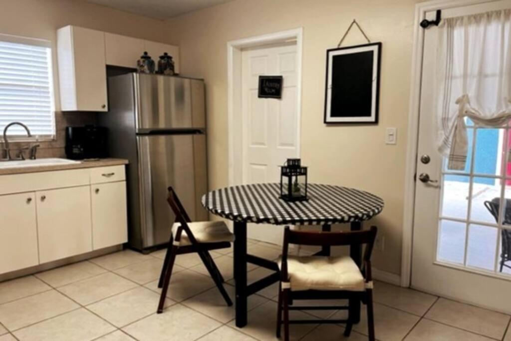 House Close To Downtown, Airport, Raymond James Stadium, And Many More Places แทมปา ภายนอก รูปภาพ